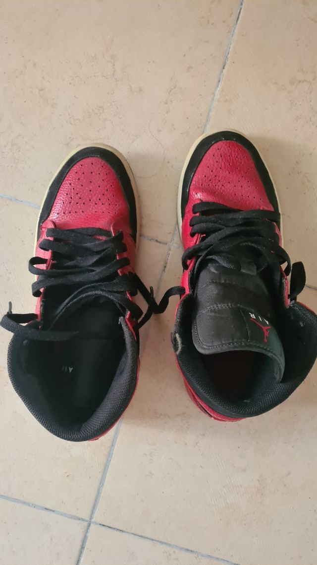 Nike Air Jordan 1 Retro