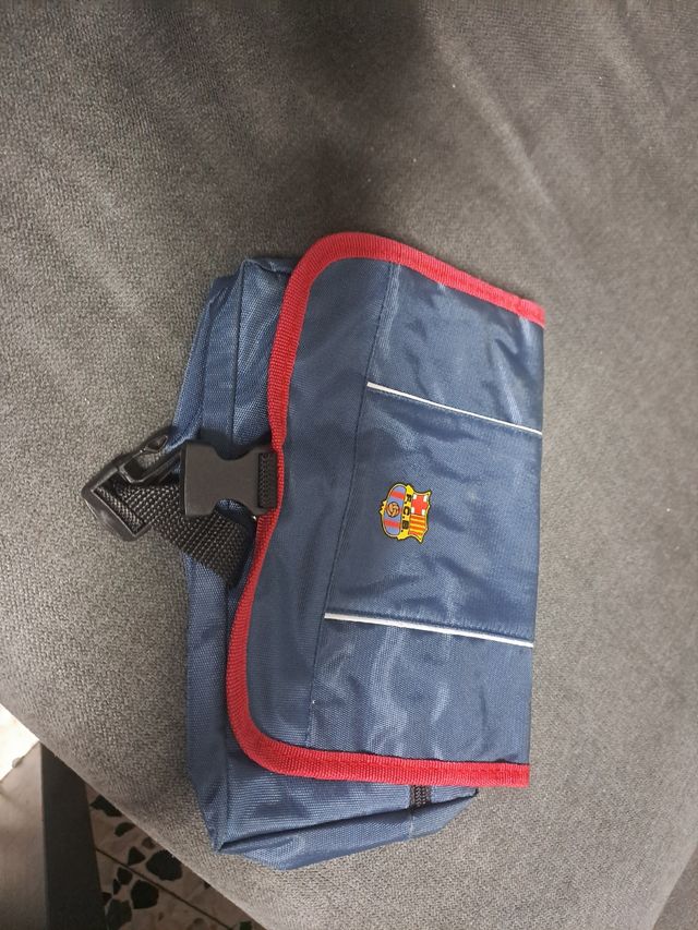 Neceser FC Barcelona - Azul y Rojo cada uno