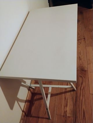 Mesa escritorio blanca infantil