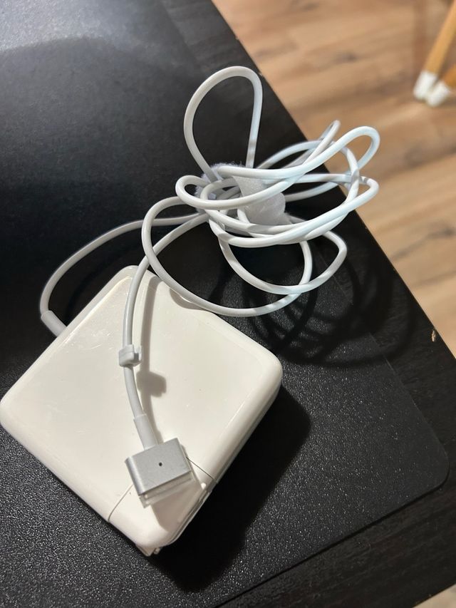 Cargador Apple MagSafe 60W