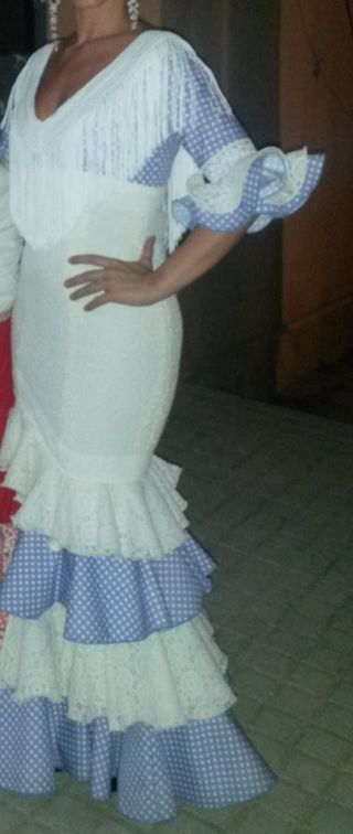 Traje Flamenca Blanco y Azul