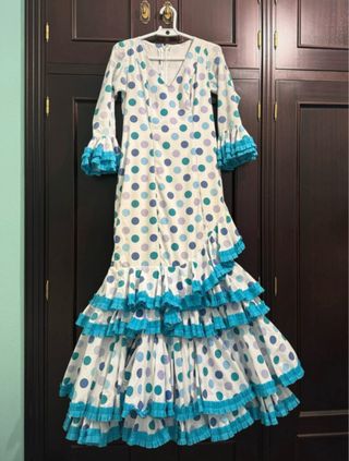 Traje gitana lunares celeste