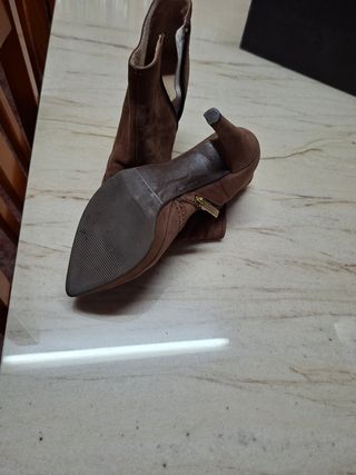 Botines Marrón Piel - Talla 39