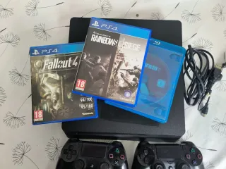 PS4 Slim (PlayStation 4) - FIFA 20 + Call of Duty