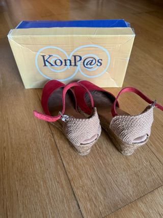 Alpargatas rojas KonP@s