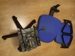 Silla oficina giratoria azul