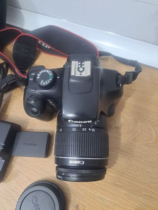 Canon EOS 1100D - Cámara réflex