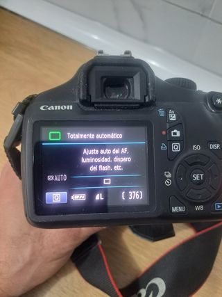 Canon EOS 1100D - Cámara réflex