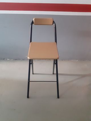 Taburetes plegables  Tamburete plegable