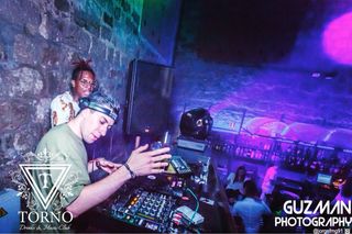 DJ profesional - Fiestas y eventos