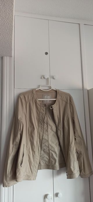 Chaqueta vaquera beige