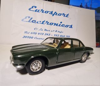 Jaguar XJ-12 1:43 - Coche escala