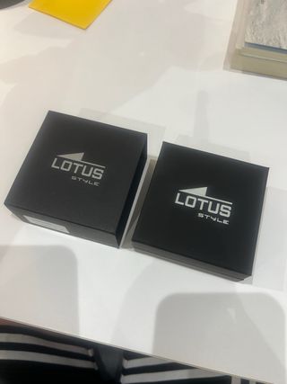 Pendiente aro Lotus original