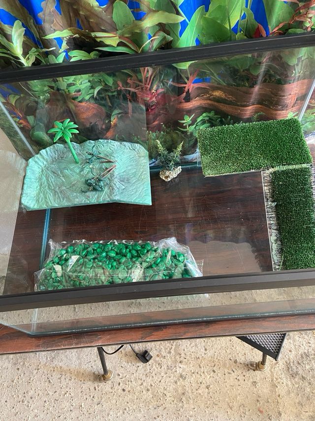 Totruguero grande completo con accesorios.