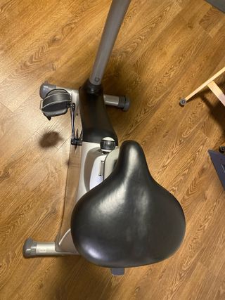 Bicicleta estática BH fitness