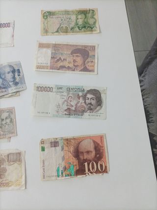 Billetes antiguos varios paises