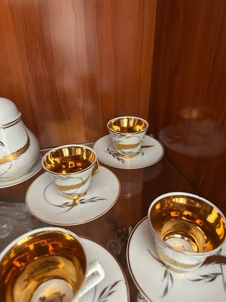 Juego café porcelana dorada - 12 piezas