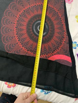 Camiseta Desigual Negra y Roja - Talla M