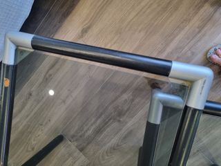 Mesas de comedor, auxiliares.