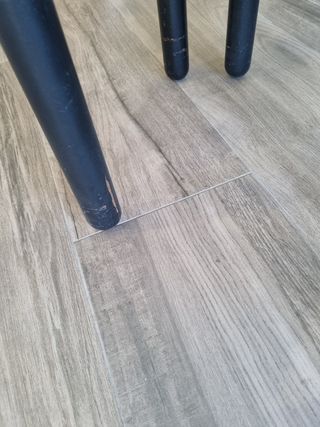 Mesas de comedor, auxiliares.