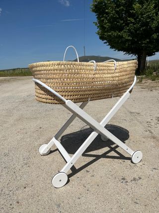 Cuna Moisés mimbre nueva