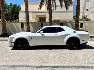 Dodge challenger  2019