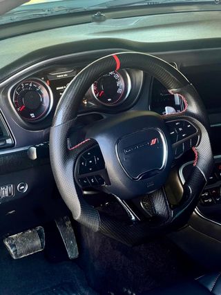 Dodge challenger  2019