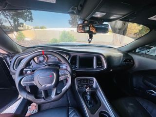 Dodge challenger  2019