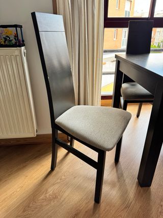 Mesa comedor extraible con 4 sillas - marrón