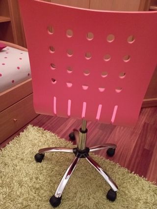 Silla escritorio . naranja