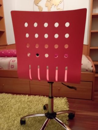 Silla escritorio . naranja