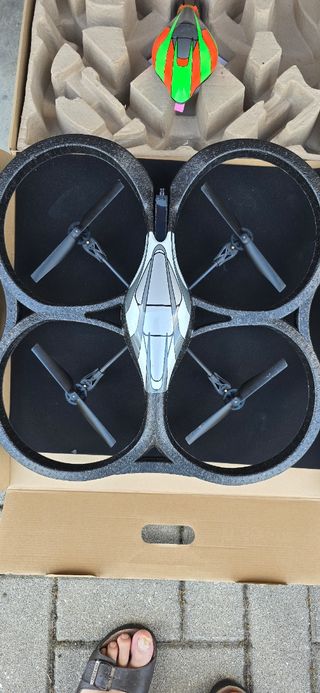 Drone Parrot AR.Drone usato