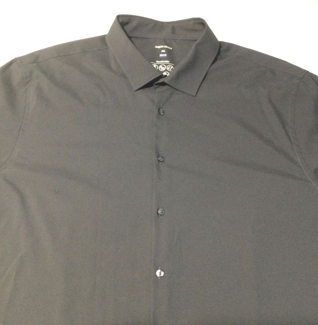 Tres Camisas negra y blanca