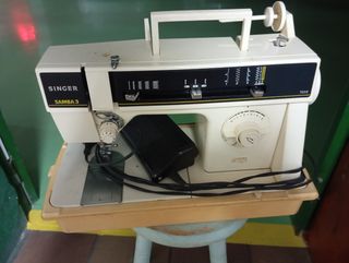 Máquina de coser, necesita poner a punto.