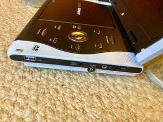 Reproductor DVD BOMAN 10" Portátil