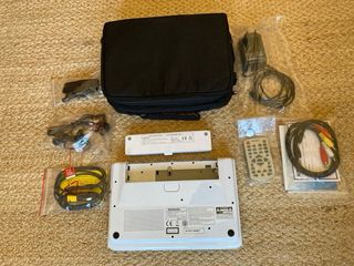 Reproductor DVD BOMAN 10" Portátil