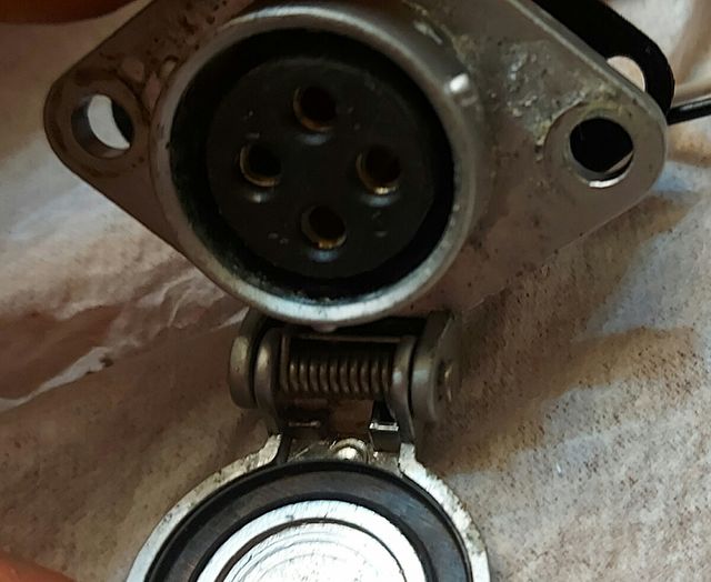 Conector Weipu 4 pines WPS