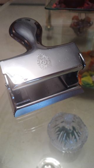 Grapadoras antiguas: primeras fabricadas del casco