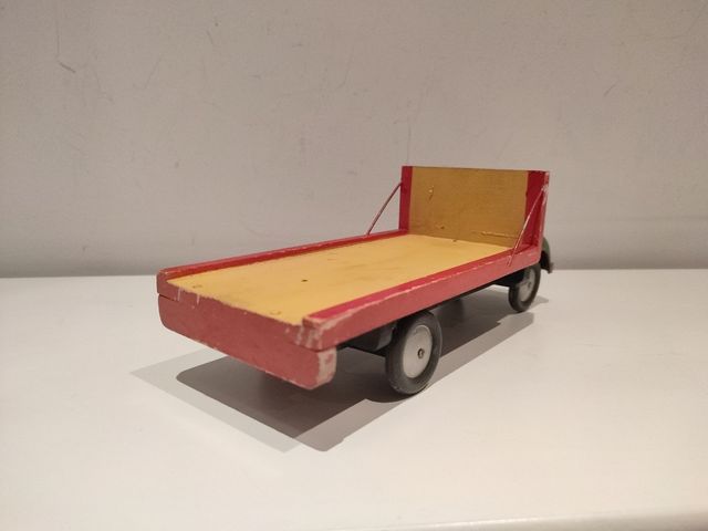 Camión de juguete de Madera antiguo