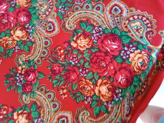 Mantón flecos rojo 160x160