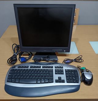 MONITOR + TECLADO AIRIS 
PACK ORDENADOR SOBREMESA