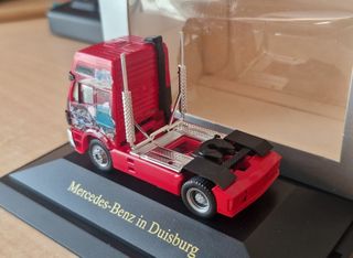 Modellino camion Mercedes-Benz Herpa