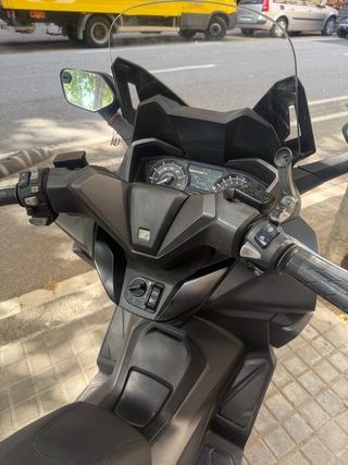 Honda Forza 125 - Moto Scooter