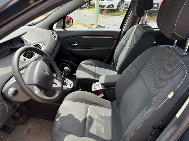 Renault Grand Scenic 2010