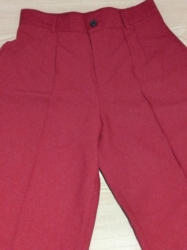 Pantalón vestir rojo