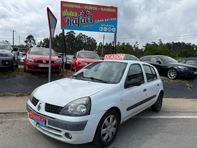 Renault Clio 2003