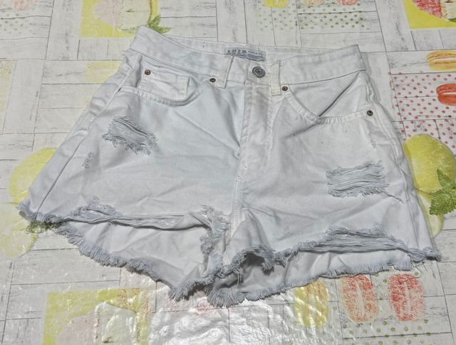 Shorts rotos blancos - Talla 34