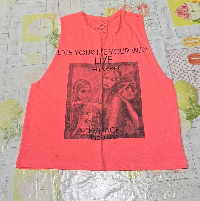 Camiseta tirantes neón