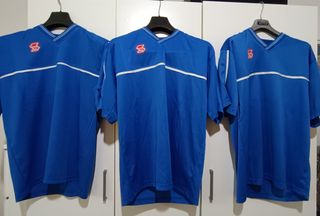 3 Maglie Calcio XL - Numero Retro