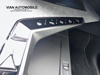 Peugeot e-3008 GT Eléctrico 157kW